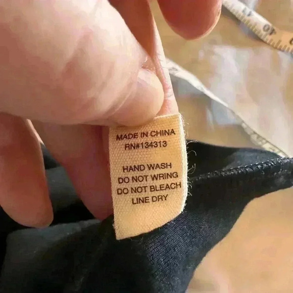 Large black caged bralette.NWOT. Non adj straps . Super cute! - Picture 6 of 11